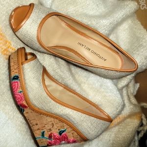 Antonio Melani floral wedge